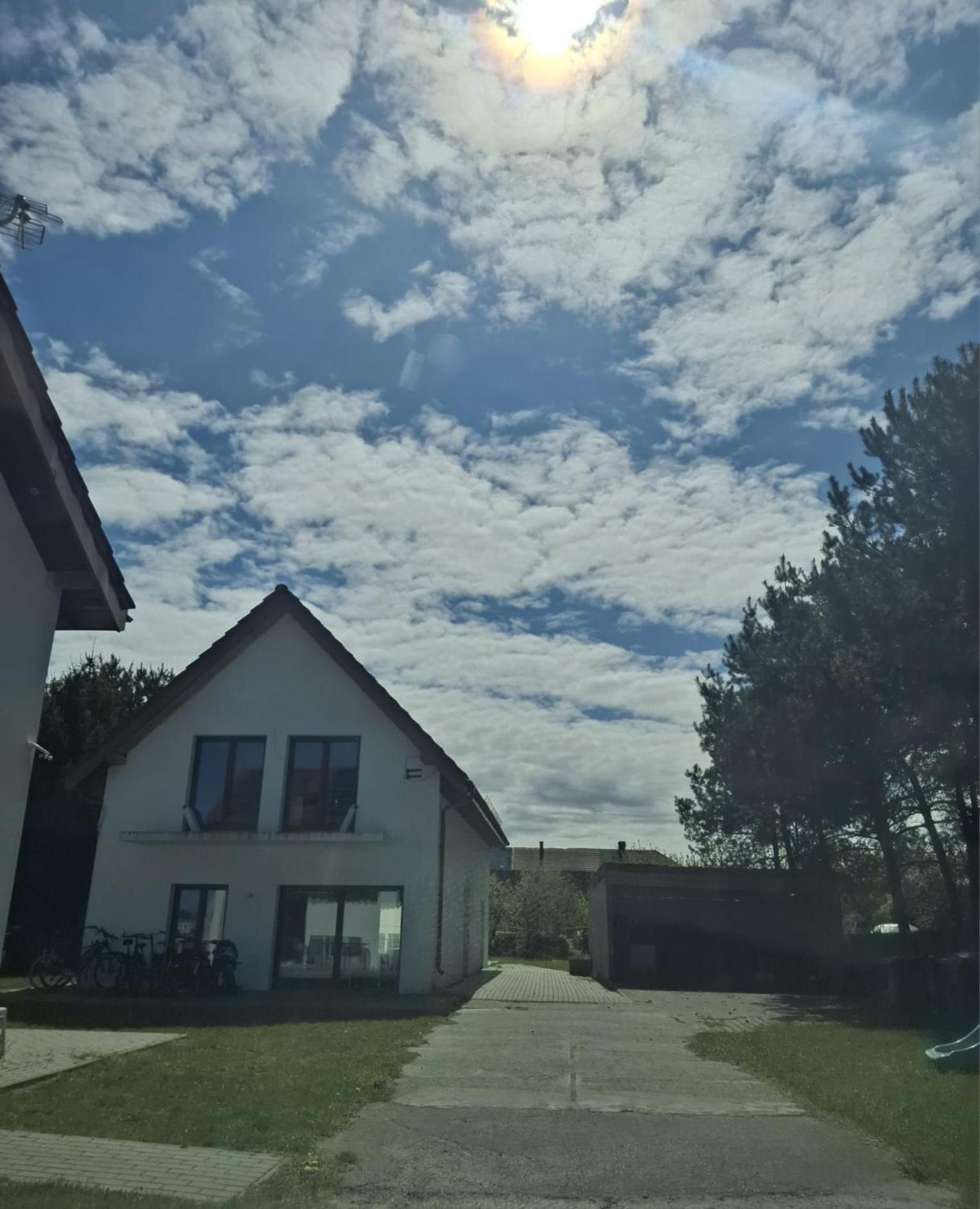 Z Widokiem Na Wydme Villa Lokciowe Luaran gambar
